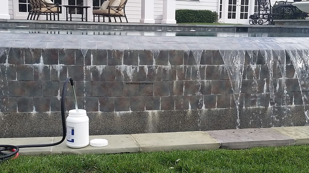 Cleaning-tiles-fountains-pool-tiles-lake-sherwood